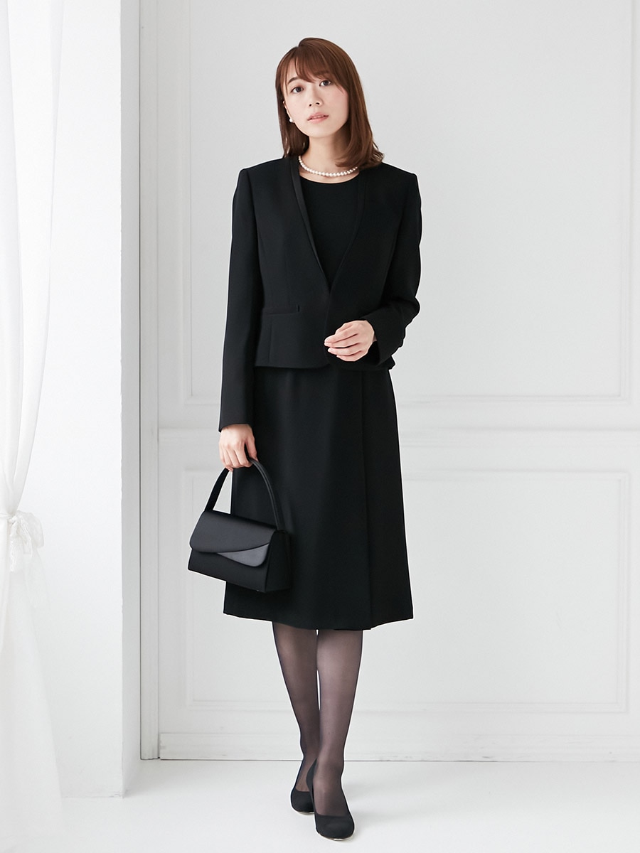 ブラックフォーマル 特別な日のドレスブランドaimer エメ